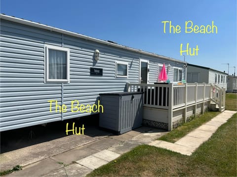 Lyons Robin Hood RHYL The Beach Hut Rhyl VacationRenter