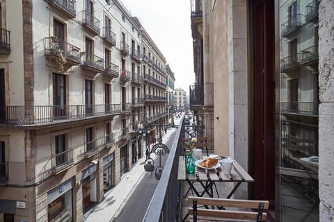 AinB Gothic-Jaume I Apartments Condo in Barcelona