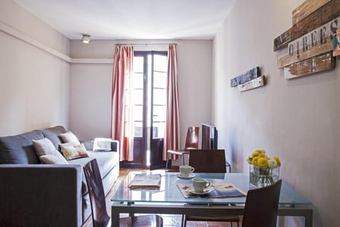 Ainb Las Ramblas-Guardia Apartments Vacation rental in Barcelona