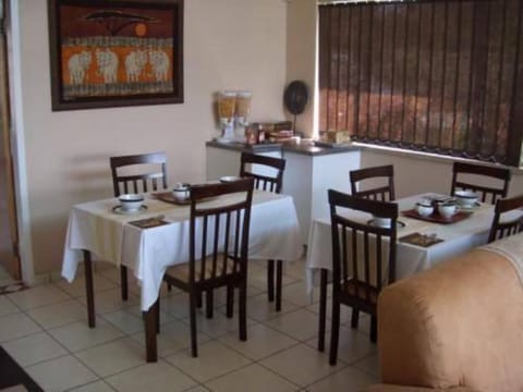 Gold Reef Place Guesthouse Bed and Breakfast in Gauteng