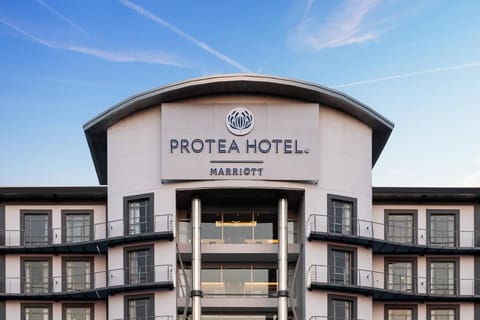 Protea Hotel by Marriott Johannesburg Wanderers Hotel in Sandton