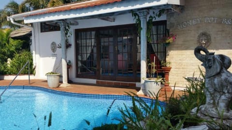 HoneyPot Bed and Breakfast Bed and Breakfast in Umhlanga