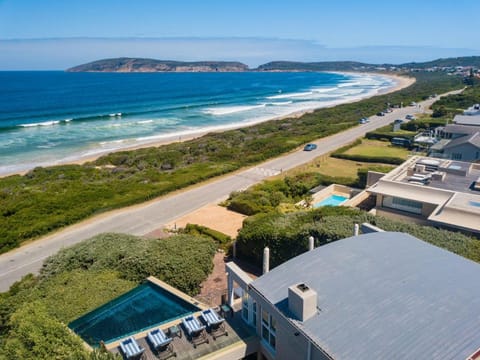 Periwinkle Lodge Guest House Vacation rental in Plettenberg Bay