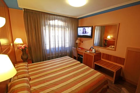 Hotel Paris Centro Vacation rental in Zaragoza