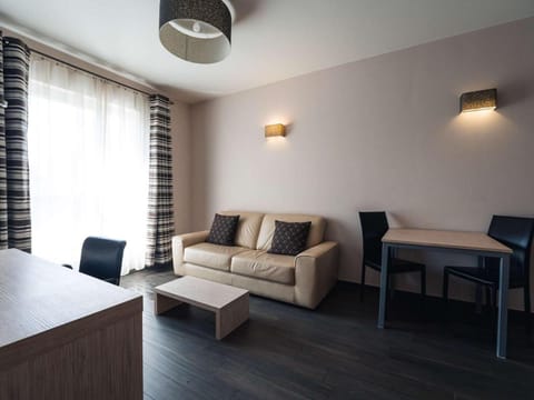 ibis Styles Charleroi Airport Aero 44 Vacation rental in Charleroi