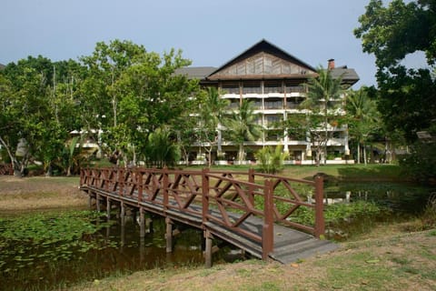 Nexus Resort & Spa Karambunai Resort in Kota Kinabalu