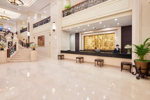 Grande Centre Point Ratchadamri Hotel And Residence Vacation rental in Bangkok