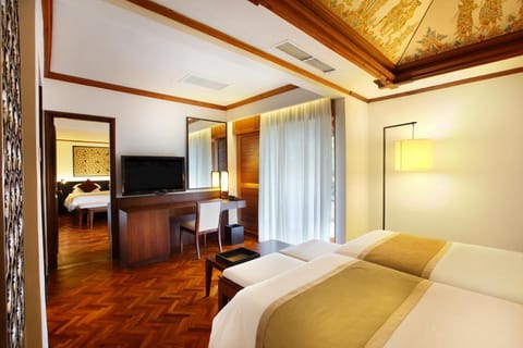 Nusa Dua Beach Hotel & Spa, Bali Resort in Kuta Selatan