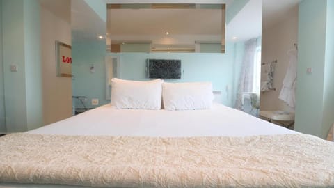 Citrus Hotel Cheltenham by Compass Hospitality Vacation rental in Cheltenham