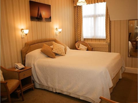 Chudleigh Hotel Vacation rental in Clacton-on-Sea