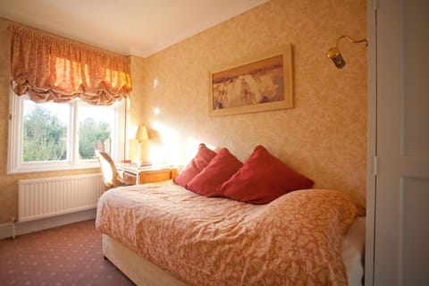 Fines Bayliwick Hotel Vacation rental in Bracknell