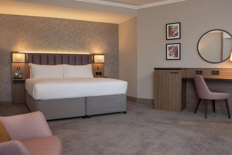 DoubleTree by Hilton Dartford Bridge Vacation rental in Dartford