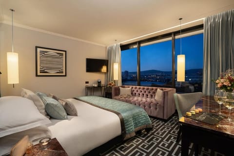 The Fitzwilliam Hotel Belfast Vacation rental in Belfast