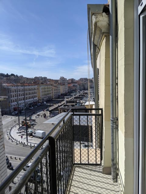 Hotel Carre Vieux Port Vacation rental in Marseille