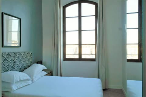 Hotel Belle-Vue Vacation rental in Marseille