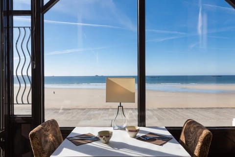 Hotel Ambassadeurs Vacation rental in St-Malo