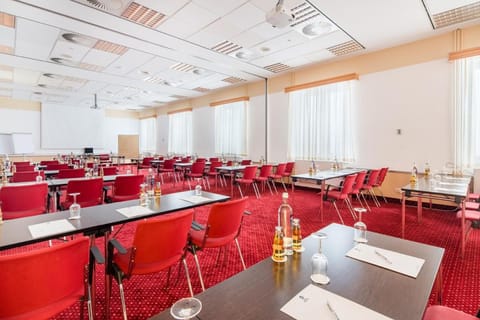 AMEDIA Hotel & Suites Frankfurt Airport Hotel in Rhineland-Palatinate