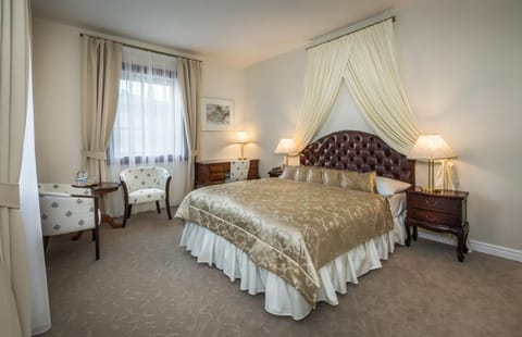 Hotel Hoffmeister & Spa - Free Parking Mo - Sun Vacation rental in Prague