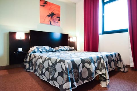 Residhotel Lyon Lamartine Vacation rental in Tassin-la-Demi-Lune