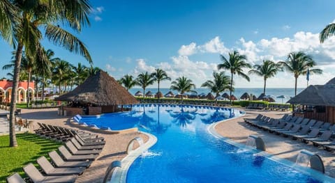 Ocean Coral & Turquesa Resort - All Inclusive Vacation rental in Puerto Morelos