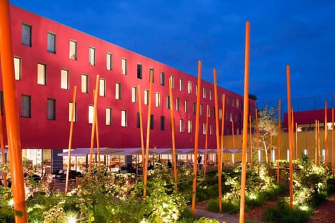 Radisson Blu Hotel Toulouse Airport Vacation rental in Toulouse