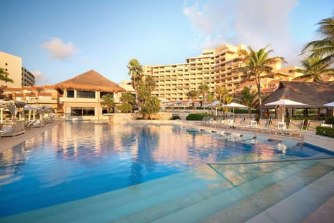 Wyndham Grand Cancun All Inclusive Resort & Villas Vacation rental in Cancun