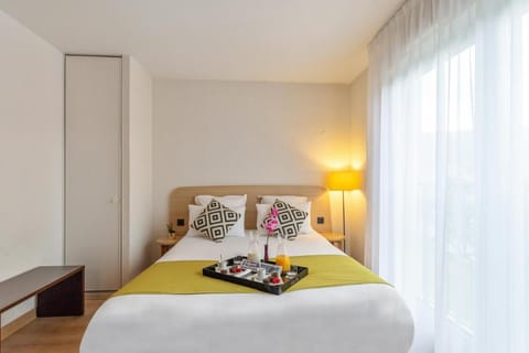 Zenitude Hôtel-Résidences Divonne Confort Apartment hotel in Divonne-les-Bains