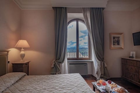 Relais Ducale Vacation rental in Gubbio