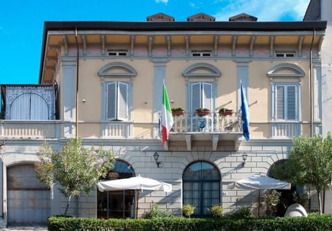 Hotel Palazzo Guiscardo Vacation rental in Pietrasanta