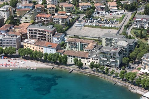 Hotel Europa Vacation rental in Desenzano del Garda