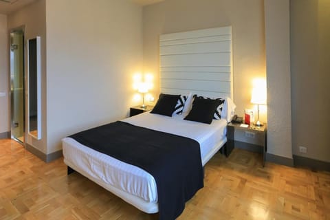 Hotel Leyre Vacation rental in Pamplona