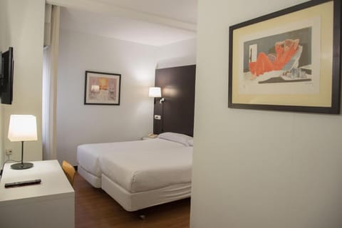 Hotel Delta Vacation rental in Tudela