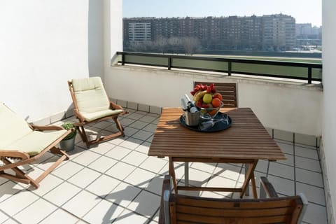 Hotel Real Vacation rental in Lleida