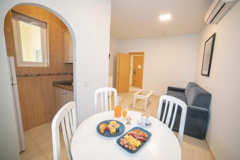 Hotel Apartamentos Pyr Fuengirola Vacation rental in Fuengirola