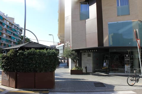 Hotel Madanis Vacation rental in L'Hospitalet de Llobregat