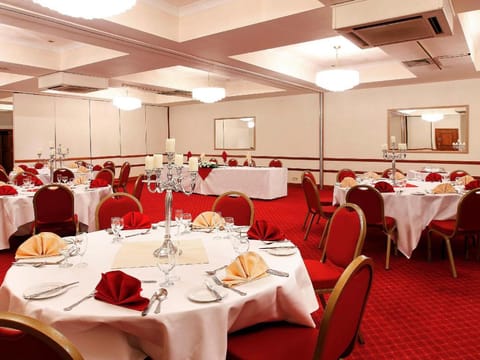 Mercure Chester North Woodhey House Hotel Hotel in Ellesmere Port