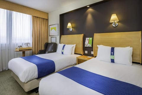 Holiday Inn Glasgow Airport Vacation rental in Paisley