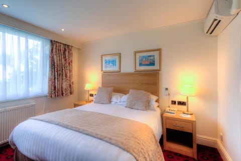 Langstone Cliff Hotel Vacation rental in Teignbridge