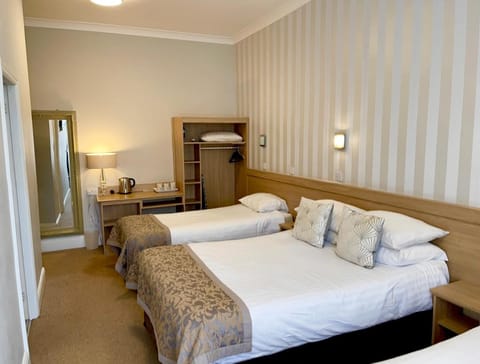 The Westlynne Hotel & Apartments Vacation rental in Prestwich