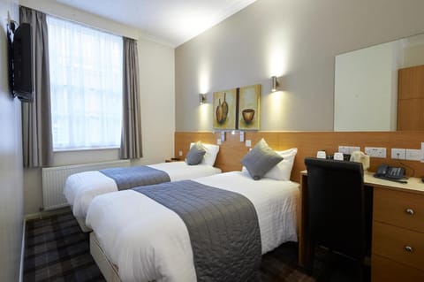 Luna And Simone Hotel Vacation rental in City of Westminster