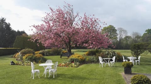 Grovefield House Hotel Vacation rental in Taplow