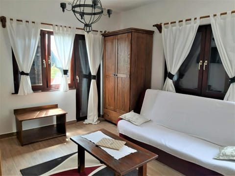 Etno Garden Apartments Vacation rental in Plitvice Lakes Park