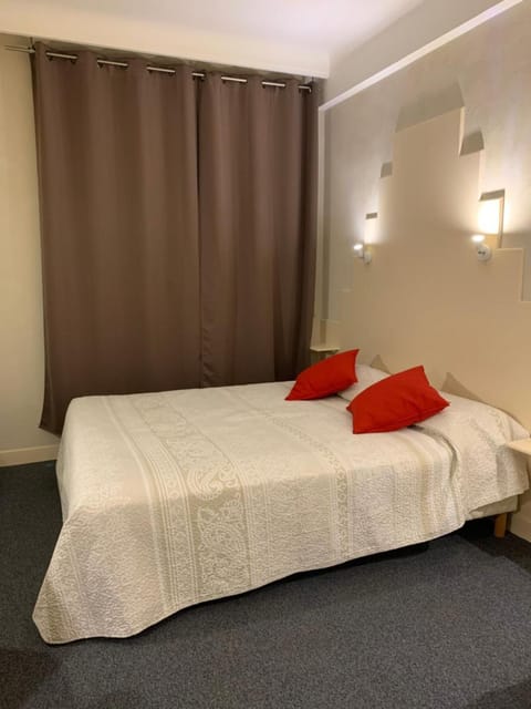 Hotel Chiffre Vacation rental in Albi