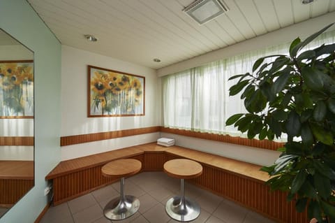 Holiday Inn Helsinki-Vantaa Airport Vacation rental in Helsinki