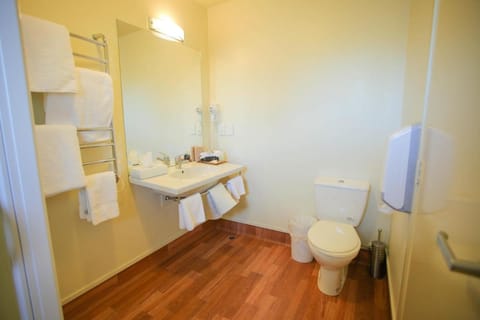 Abbots Hamilton - Hotel and Conference Centre Vacation rental in Hamilton