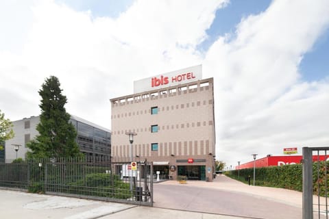  ibis Madrid Alcala de Henares La Garena Vacation rental in Alcala de Henares