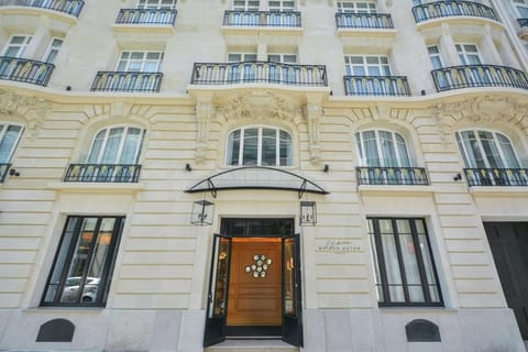 Maison Astor Paris Curio Collection by Hilton Vacation rental in Paris