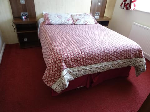 Gatwick White House Hotel Vacation rental in Horley