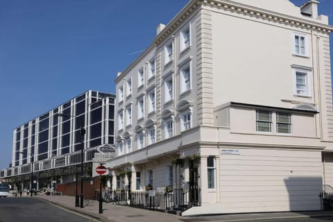 Best Western Buckingham Palace Road Vacation rental in City of Westminster