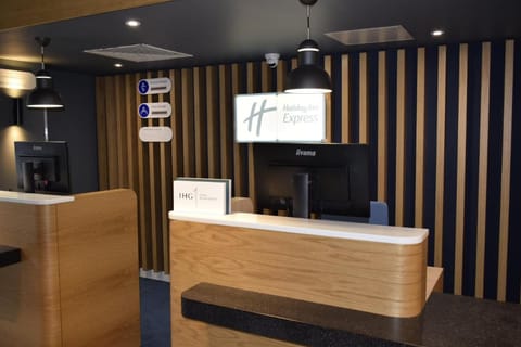 Holiday Inn Express London Croydon Vacation rental in Croydon